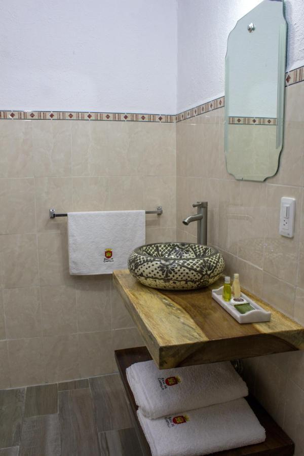 Hotel Real De Castilla Colonial Guadalajara Rum bild