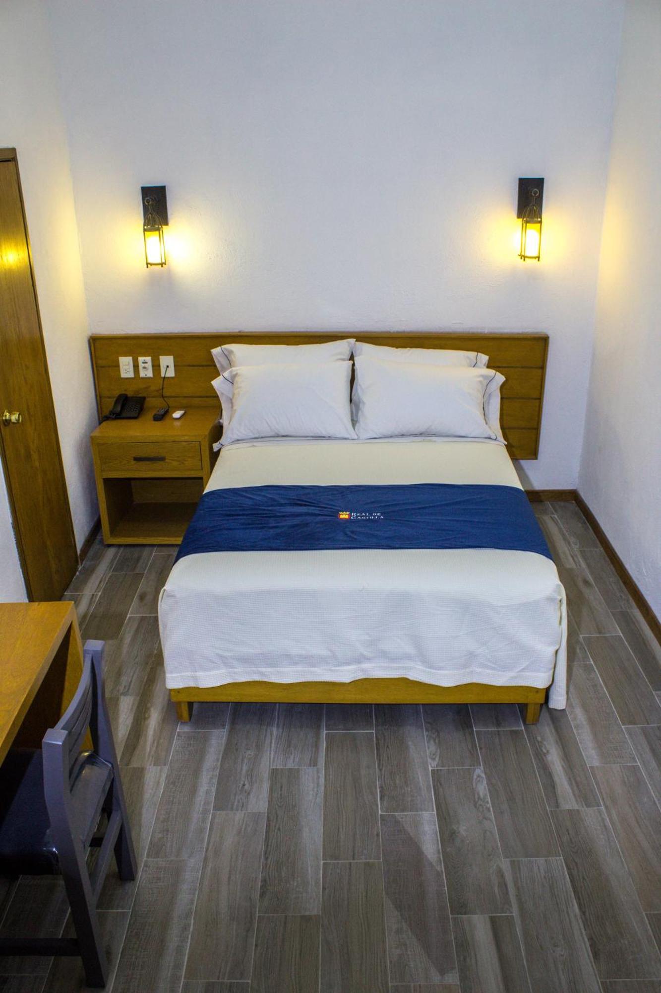 Hotel Real De Castilla Colonial Guadalajara Rum bild